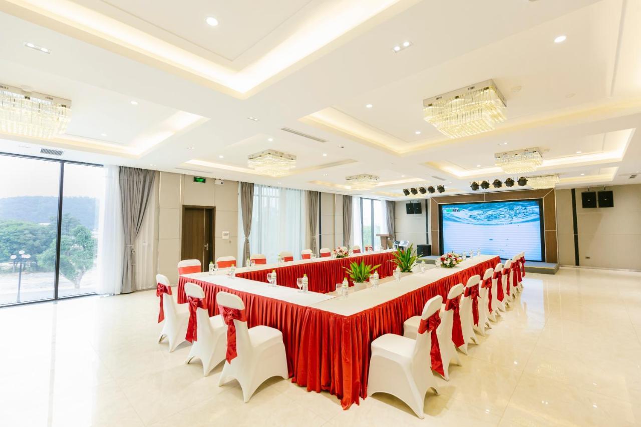 Songlam Waterfront Hotel Ха Тинх Екстериор снимка